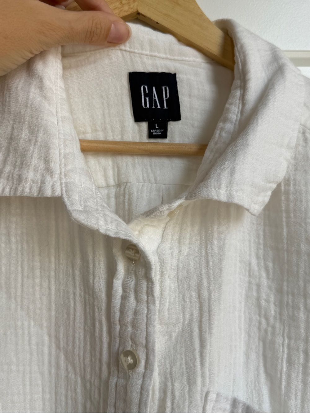 GAP Cotton Gauze Button-Down Shirt - Picture 3 of 6